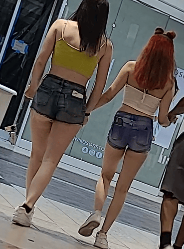 mall snow bunnies (1)