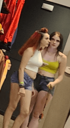 mall snow bunnies (2)
