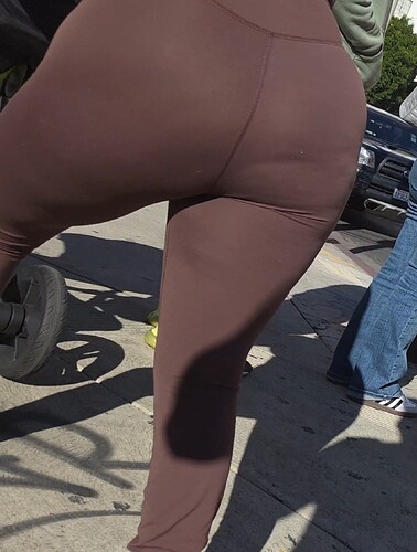 BROWNMami (29)