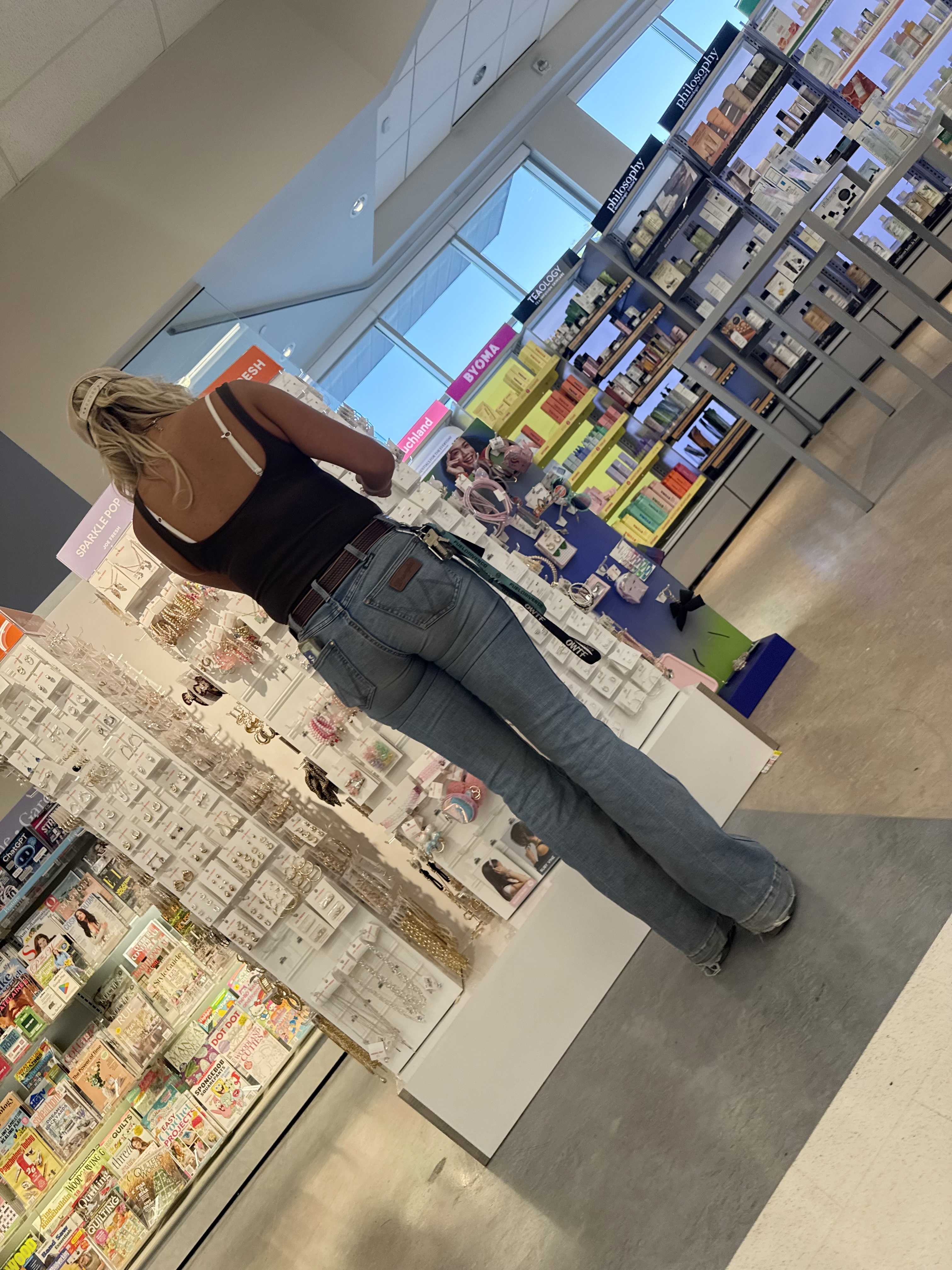 Gorgeous Canadian Country Blonde Tight Ass - Tight Jeans - Forum